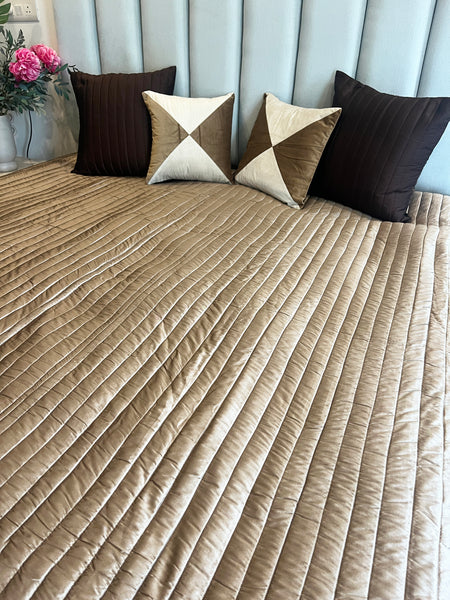Stripes Velvet + Beige 2 in 1 Bedspread